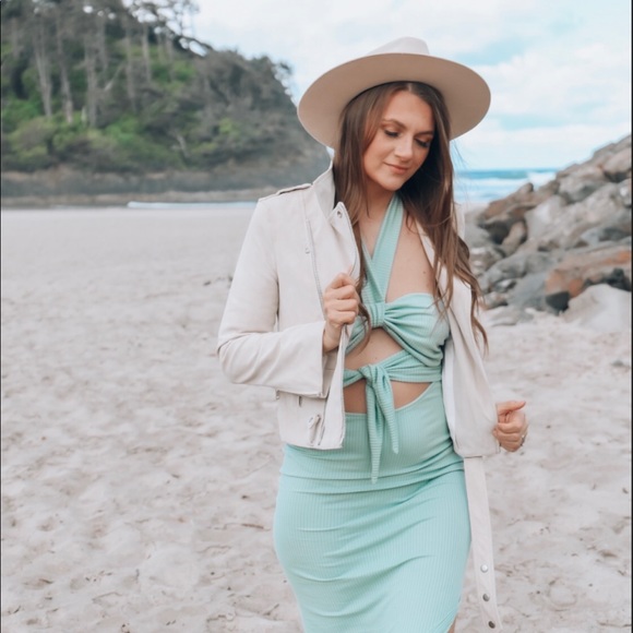 NWT Front tie sage dress - Picture 6 of 7